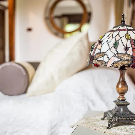 Bed & Breakfast Laly *
